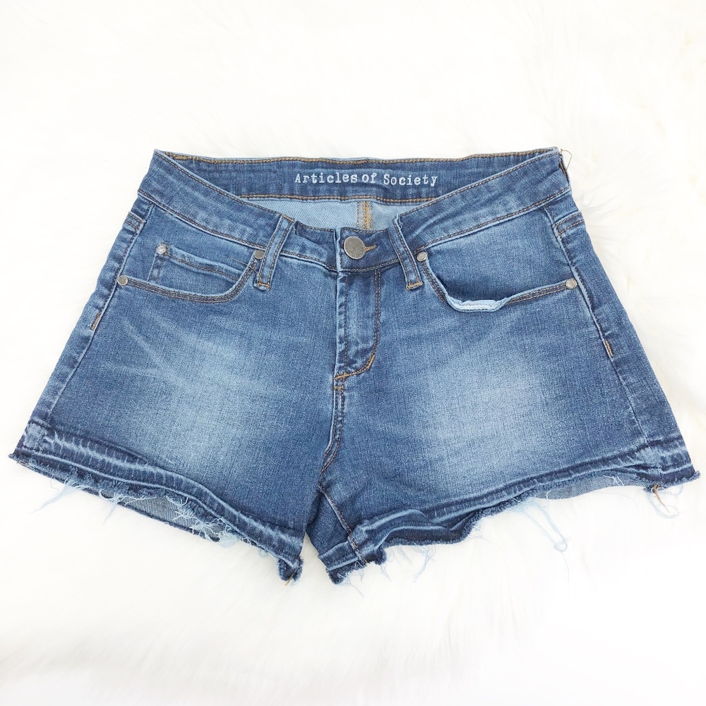 articles of society | distress denim jean short